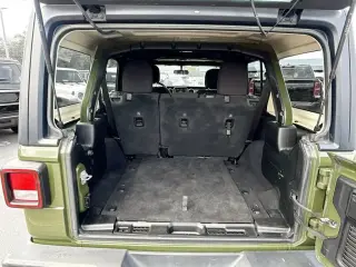 Jeep Wrangler 2023 4x4 Sport 4 puertas SUV