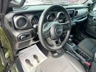 Jeep Wrangler 2023 4x4 Sport 4 puertas SUV