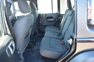 Jeep Wrangler Unlimited 2021 4x4 Freedom 4 puertas SUV