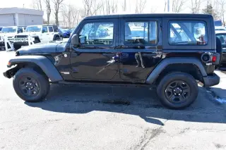 Jeep Wrangler Unlimited 2021 4x4 Freedom 4 puertas SUV