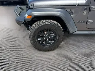 Jeep Wrangler Unlimited 2021 4x4 Sport 4 puertas SUV