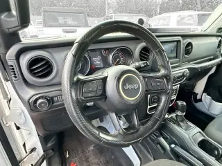 Jeep Wrangler Unlimited 2022 4x4 Sport 4 puertas SUV