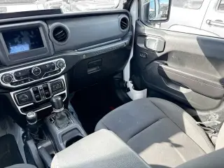 Jeep Wrangler Unlimited 2022 4x4 Sport 4 puertas SUV