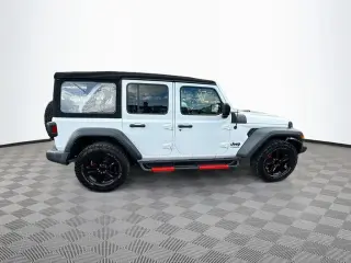 Jeep Wrangler Unlimited 2022 4x4 Sport 4 puertas SUV