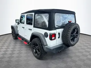 Jeep Wrangler Unlimited 2022 4x4 Sport 4 puertas SUV