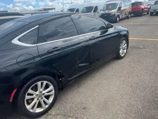 Chrysler 200 2016 Limited 4 puertas Sedan