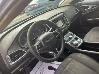Chrysler 200 2016 Limited 4 puertas Sedan