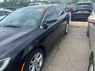 Chrysler 200 2016 Limited 4 puertas Sedan