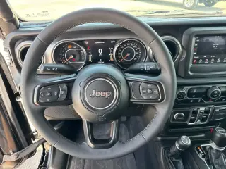 Jeep Wrangler 2023 4x4 Sport 4 puertas SUV