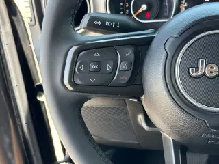 Jeep Wrangler 2023 4x4 Sport 4 puertas SUV