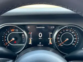 Jeep Wrangler 2023 4x4 Sport 4 puertas SUV