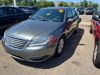 Chrysler 200 2013 Touring 4 puertas Sedan