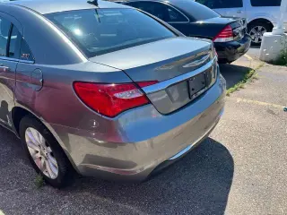 Chrysler 200 2013 Touring 4 puertas Sedan