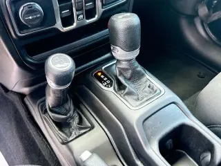 Jeep Wrangler Unlimited 2021 4x4 Freedom 4 puertas SUV