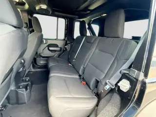 Jeep Wrangler Unlimited 2021 4x4 Freedom 4 puertas SUV