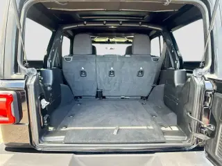 Jeep Wrangler Unlimited 2021 4x4 Freedom 4 puertas SUV