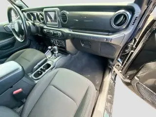 Jeep Wrangler Unlimited 2021 4x4 Freedom 4 puertas SUV