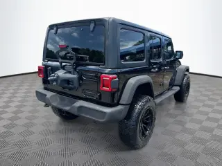 Jeep Wrangler Unlimited 2021 4x4 Freedom 4 puertas SUV