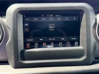 Jeep Wrangler Unlimited 2022 4x4 Sport 4 puertas SUV