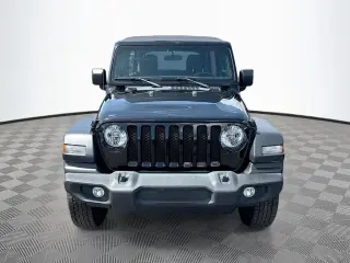Jeep Wrangler Unlimited 2022 4x4 Sport 4 puertas SUV