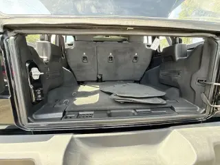 Jeep Wrangler Unlimited 2022 4x4 Sport 4 puertas SUV