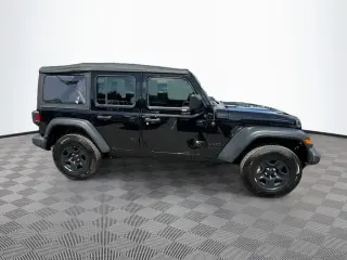 Jeep Wrangler Unlimited 2022 4x4 Sport 4 puertas SUV