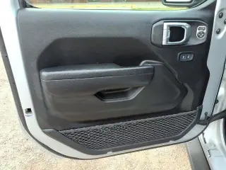 Jeep Wrangler Unlimited 2022 4x4 Sport 4 puertas SUV