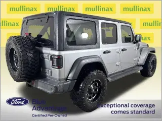 Jeep Wrangler Unlimited 2018 4x4 Sport 4 puertas SUV (lanzamiento a mitad de año)