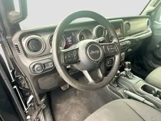 Jeep Wrangler 2023 4x4 Sport 4 puertas SUV