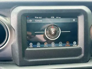 Jeep Wrangler 2023 4x4 Sport 4 puertas SUV