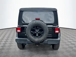 Jeep Wrangler 2023 4x4 Sport 4 puertas SUV