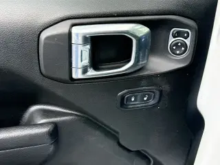 Jeep Wrangler Unlimited 2022 4x4 Sport 4 puertas SUV
