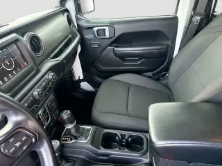 Jeep Wrangler Unlimited 2022 4x4 Sport 4 puertas SUV