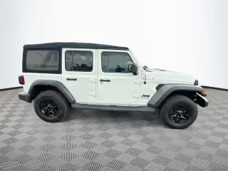 Jeep Wrangler Unlimited 2022 4x4 Sport 4 puertas SUV