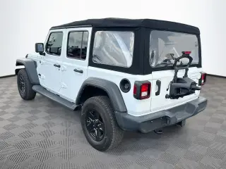 Jeep Wrangler Unlimited 2022 4x4 Sport 4 puertas SUV
