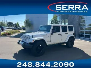 Jeep Wrangler Unlimited 2014 4x4 Sahara 4 puertas SUV