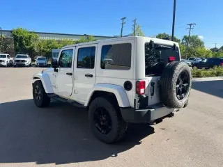 Jeep Wrangler Unlimited 2014 4x4 Sahara 4 puertas SUV