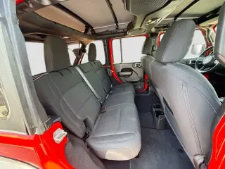 Jeep Wrangler Unlimited 2022 4x4 Jeep Beach Edition 4 puertas SUV