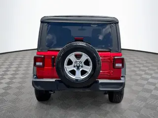 Jeep Wrangler Unlimited 2022 4x4 Jeep Beach Edition 4 puertas SUV