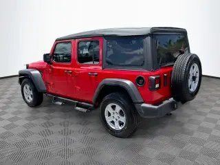 Jeep Wrangler Unlimited 2022 4x4 Jeep Beach Edition 4 puertas SUV