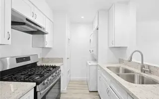2 Bedroom Apt in Gardena