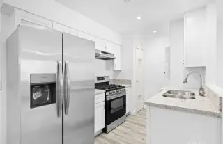 2 Bedroom Apt in Gardena