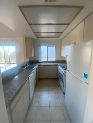 1Bedroom 1Bath Apt in Carson