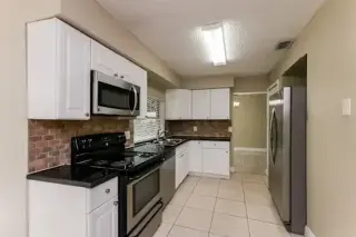 2 Bed 2 bath House in Miami
