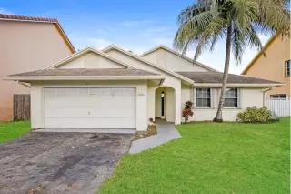 3 Bedroom house in Miami FL