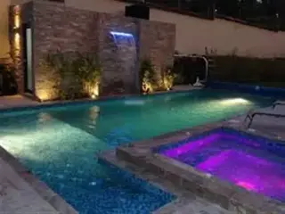 construcciones y servicios