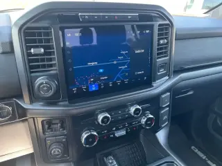 Ford F-150 2024 4x4 XLT 4 puertas SuperCrew 5.5 pies. SB