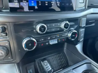 Ford F-150 2024 4x4 XLT 4 puertas SuperCrew 5.5 pies. SB