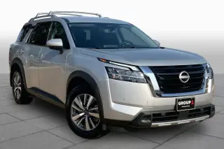Nissan Pathfinder 2024 SL 4 puertas SUV