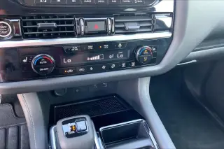 Nissan Pathfinder 2024 SL 4 puertas SUV
